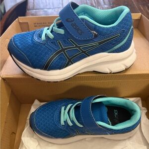 Boys Asics running shoe